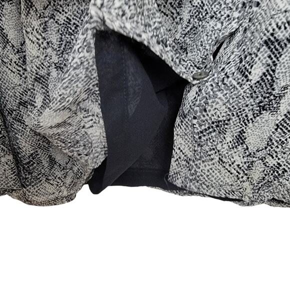 Dana B & Karen 100% Silk Animal Print Shirt and Pants Set - Size 12 - Picture 4 of 10